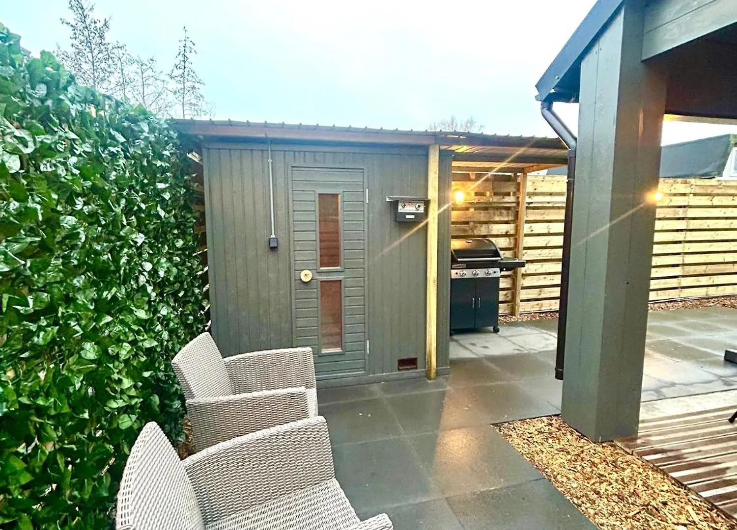 New Cozy Chalet And Private Garden With Sauna And Outdoor Bath Near Amsterdam Vijfhuizen 0*,